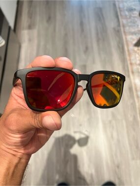 SOLD - NIKE Circuit Polarized Sunglasses